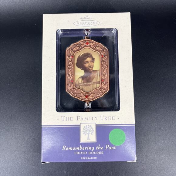 Hallmark Remembering the Past The Family Tree Photo Holder Bronze Color NEW - Picture 1 of 9